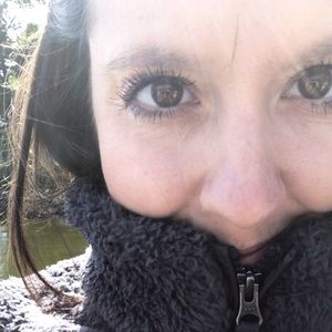 Meet your Posher, Lydialydia